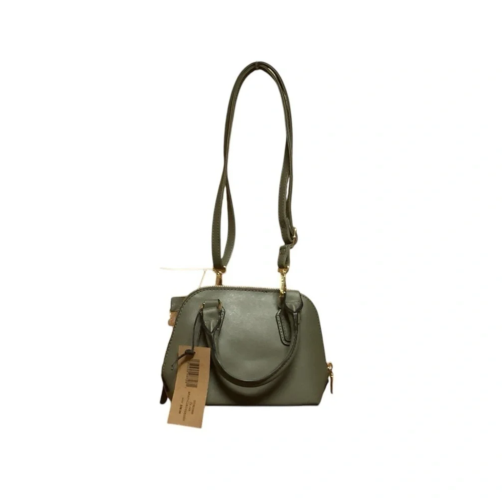 STEVE MADDEN FAITH PURSE IN OLIVE GREEN.  GREAT STARTER PURSE AND GIFT